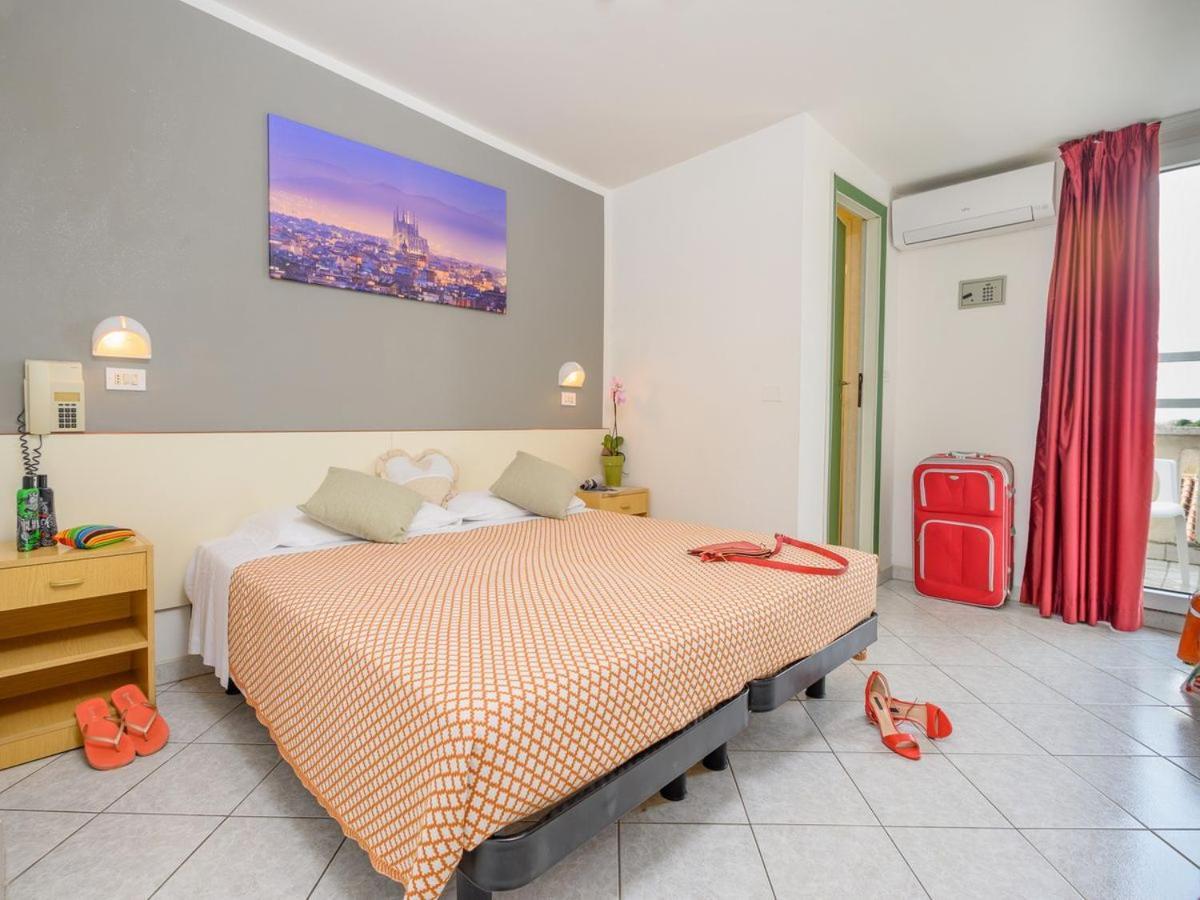 Hotel City Misano Adriatico Exteriör bild